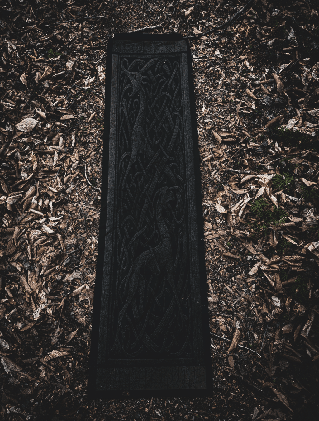 JARLS HALL BANNER ( OLD AGE DARK GREY) - STERKUR STRENGTH
