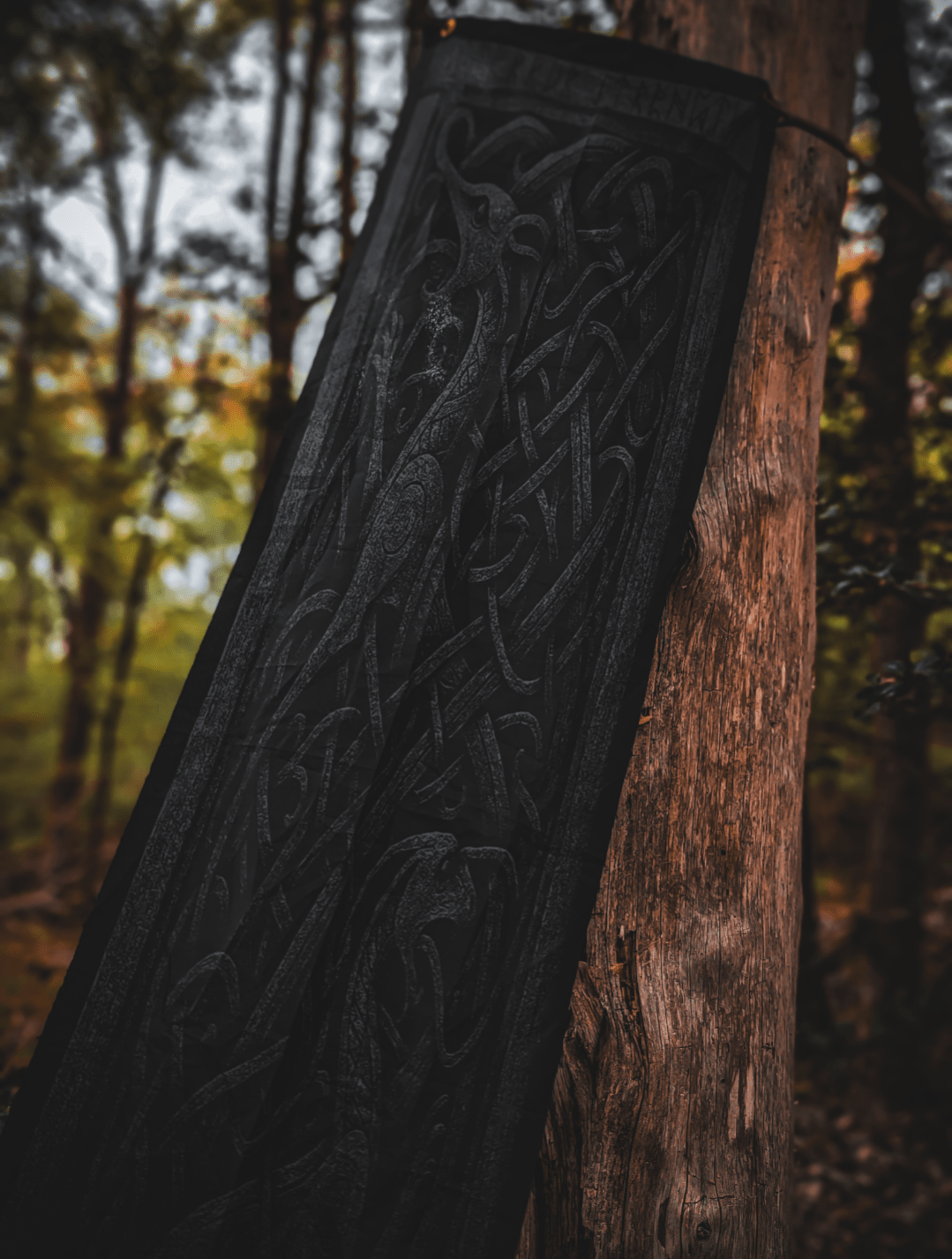 JARLS HALL BANNER ( OLD AGE DARK GREY) - STERKUR STRENGTH