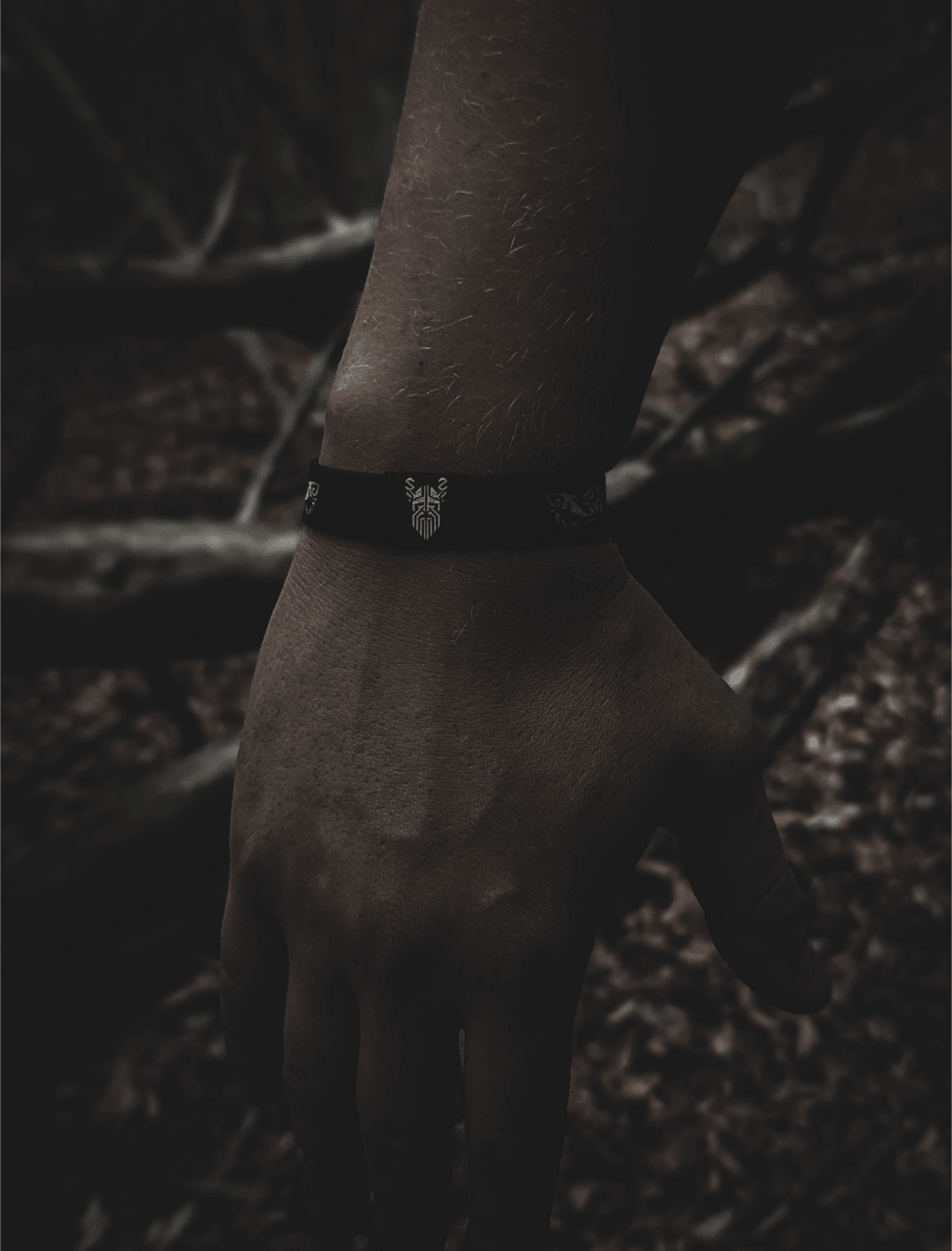 STRENGTH OATH BRACELET - STERKUR STRENGTH