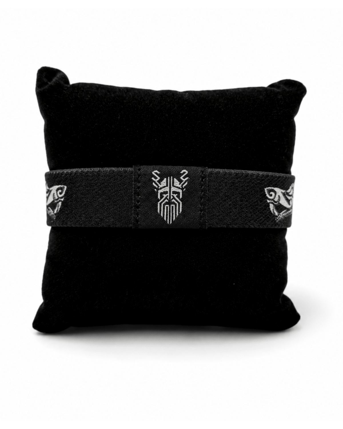 STRENGTH OATH BRACELET - STERKUR STRENGTH